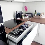 Luxury 2br Retreat In アパート ヴァルナ
