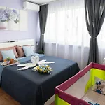 Luxury 2br Retreat In * וארנה