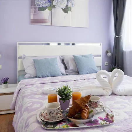 Luxury 2br Retreat In וארנה