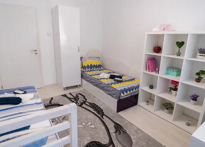 Luxury 2br Retreat In Apartamento Varna