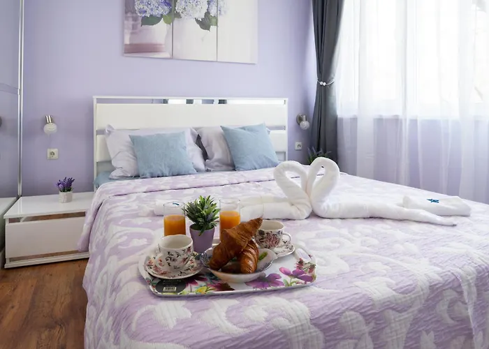 Luxury 2br Retreat In