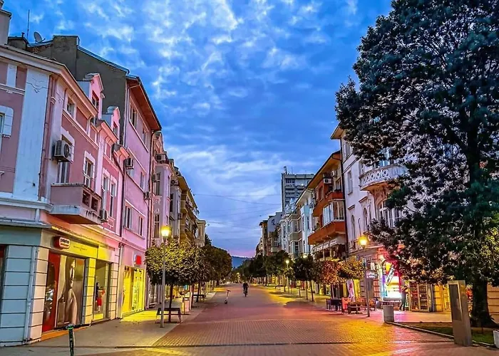 Luxury 2br Retreat In Apartamento Varna